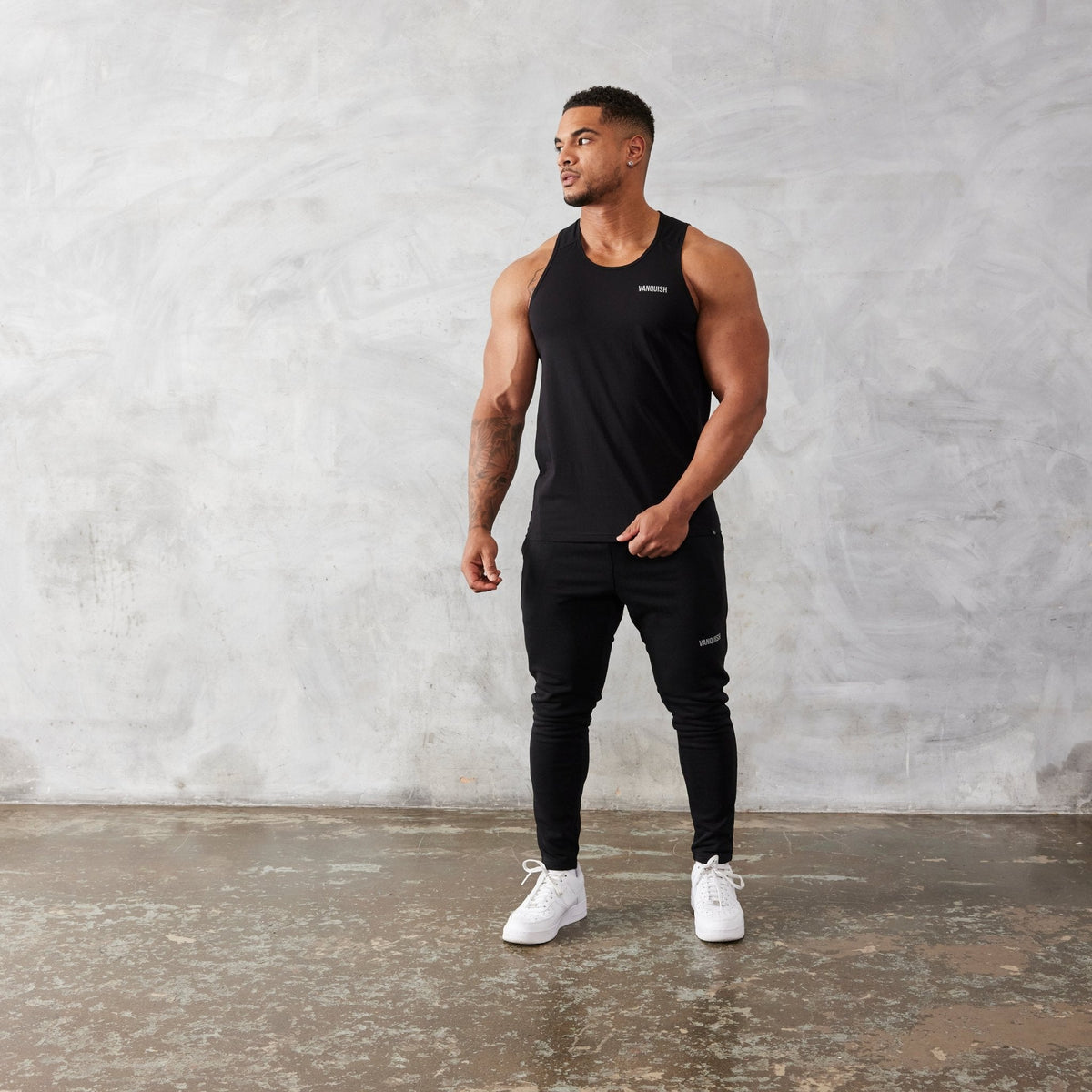 Vanquish Essential Black Regular Fit Tank Top 5枚目の画像