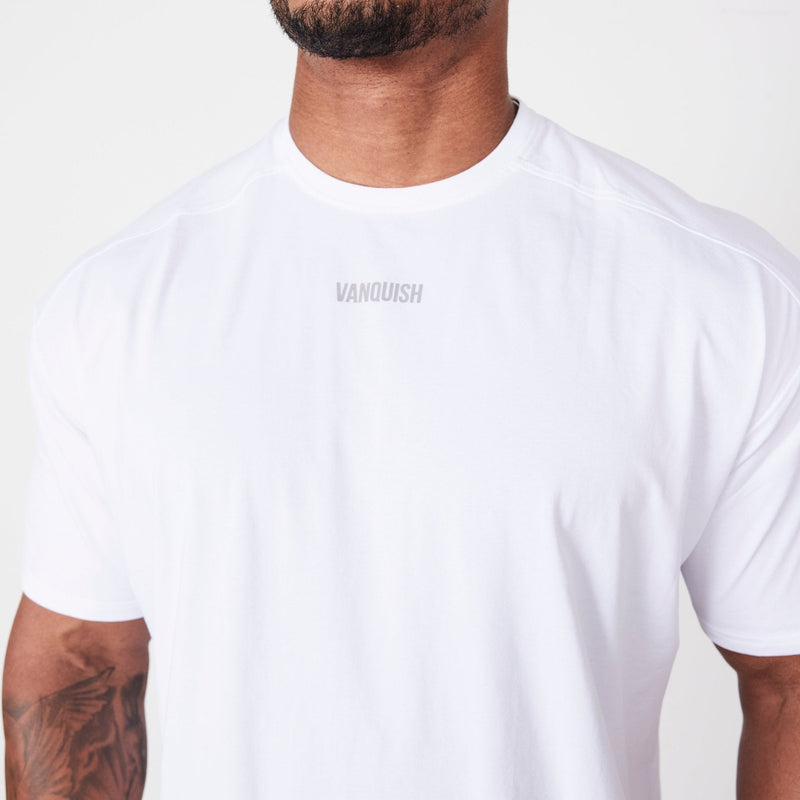 Vanquish Essential White Oversized T Shirt 3枚目の画像