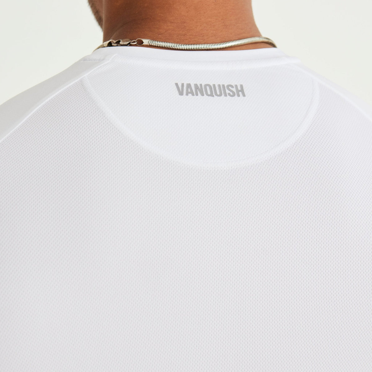 Vanquish Essential White Performance Short Sleeve T Shirt 3枚目の画像
