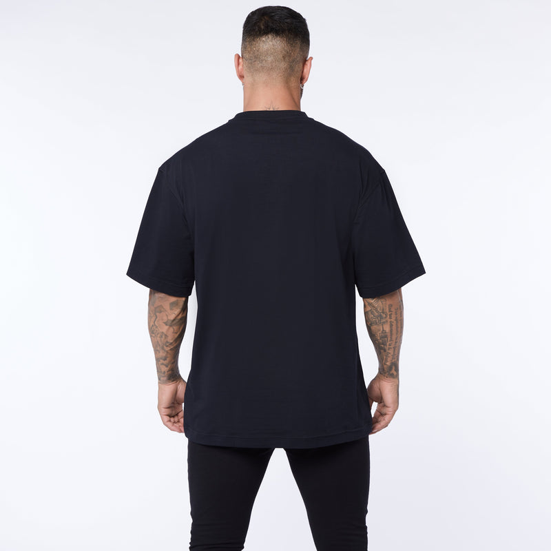 Vanquish Core Black Oversized T Shirt 3枚目の画像