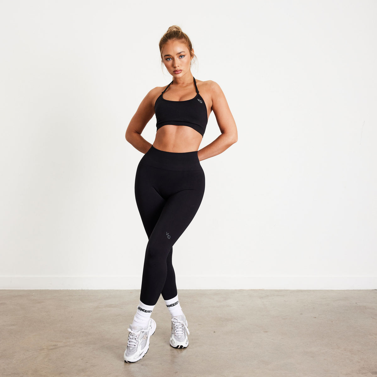 超高級★極美品◎beauty 360 MASTER　スラックス　ブラック　S スタイリッシュスラックス【ノータック】【+PLUS HEAT NEO