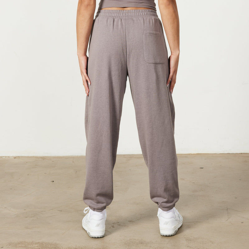 Vanquish Restore Cinder Brown Oversized Sweatpants 2枚目の画像