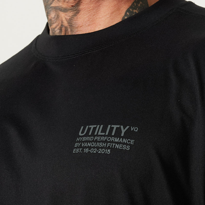 Vanquish Utility Black Oversized T Shirt 2枚目の画像