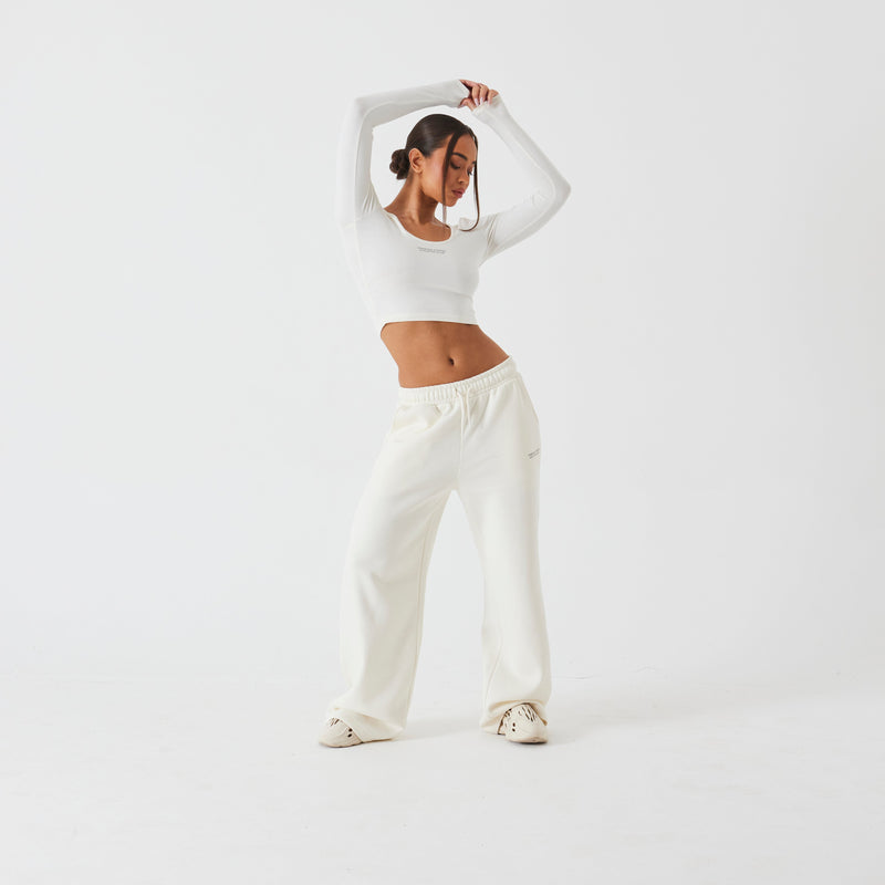 Vanquish Athletics Club Marshmallow Cropped Long Sleeve T Shirt 2枚目の画像