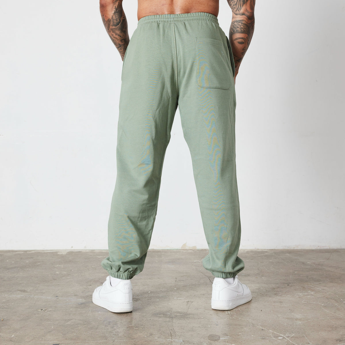 ヴァンキッシュ フィットネス VANQUISH LIFTING CLUB TAPERED SWEATPANTS ロゴ スェットパンツ 筋トレ ジム  トレーニング ウエア ジョガーパンツ 正規品