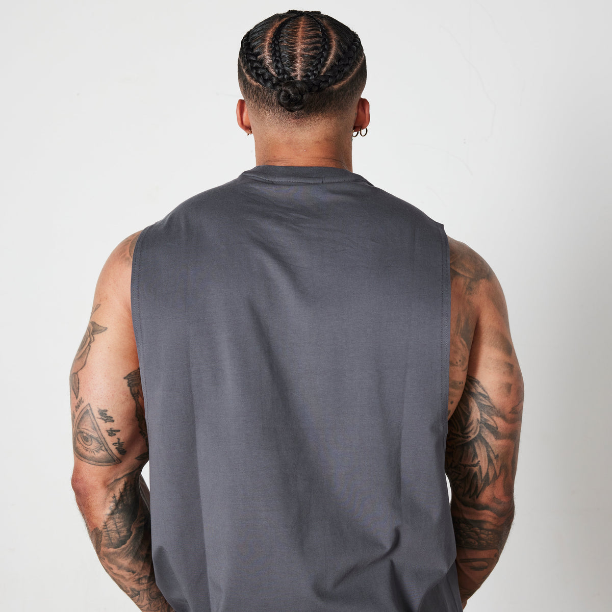 Vanquish Essential Denim Blue Oversized Sleeveless T Shirt 2枚目の画像