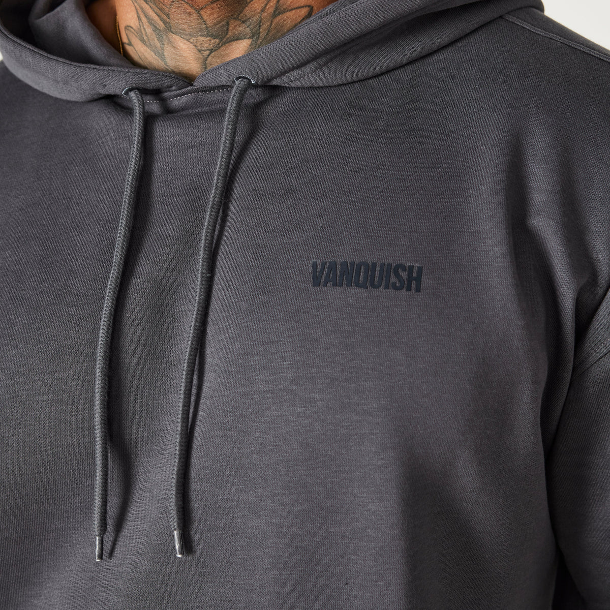 VANQUISH FITNESS Essentialモデル デニム ブルー オーバーサイズ プル