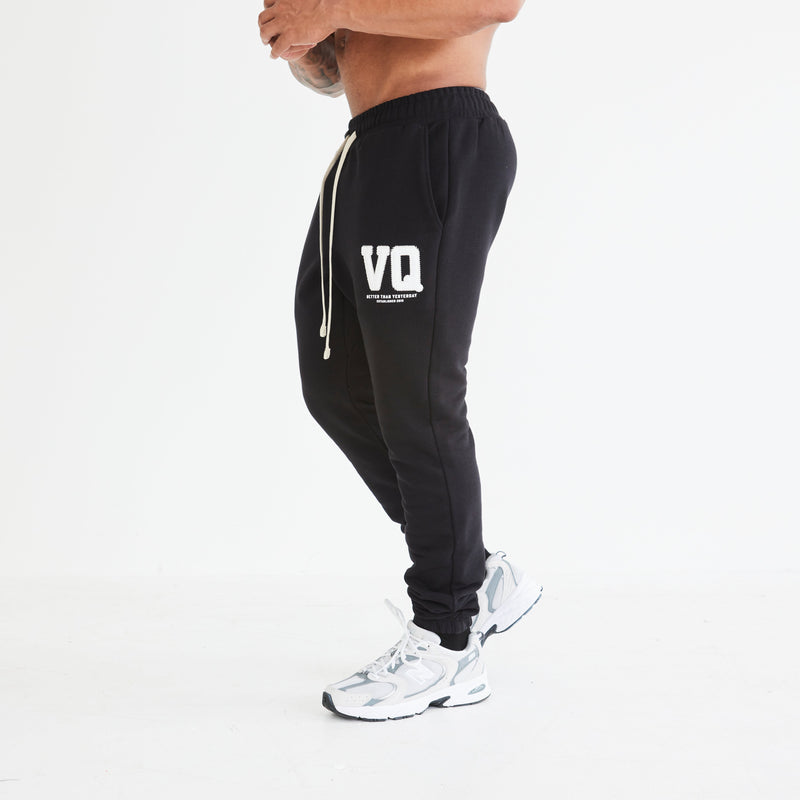 Vanquish Black Varsity Tapered Sweatpants 1枚目の画像