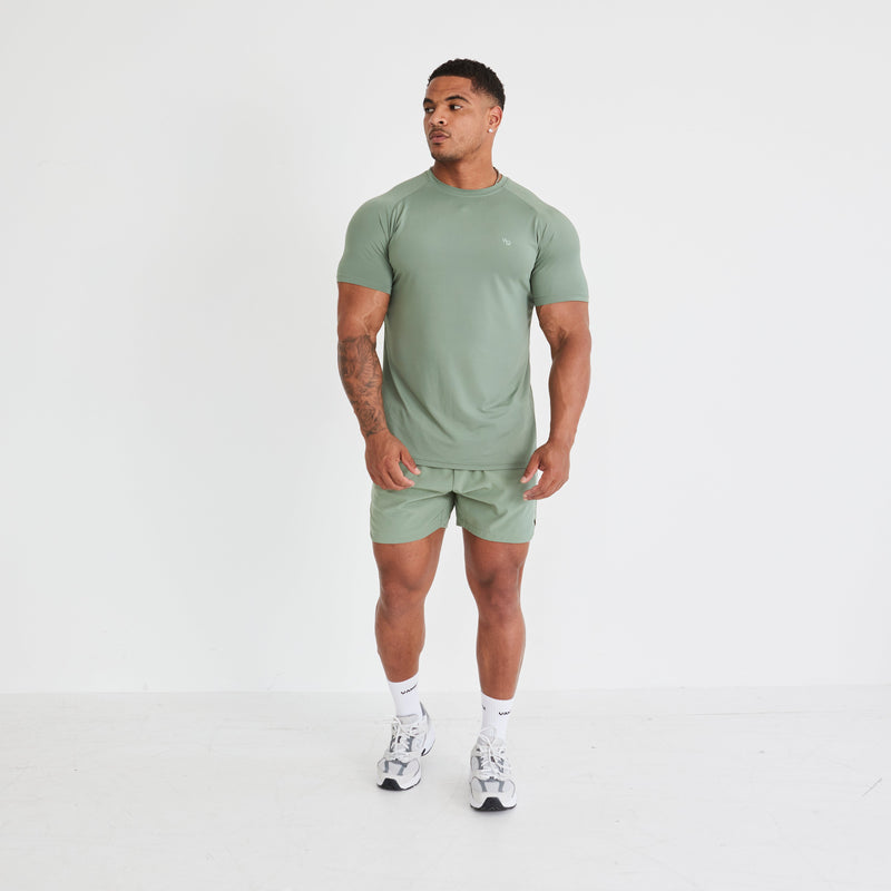 Vanquish Essential Green Performance Short Sleeve T Shirt 2枚目の画像